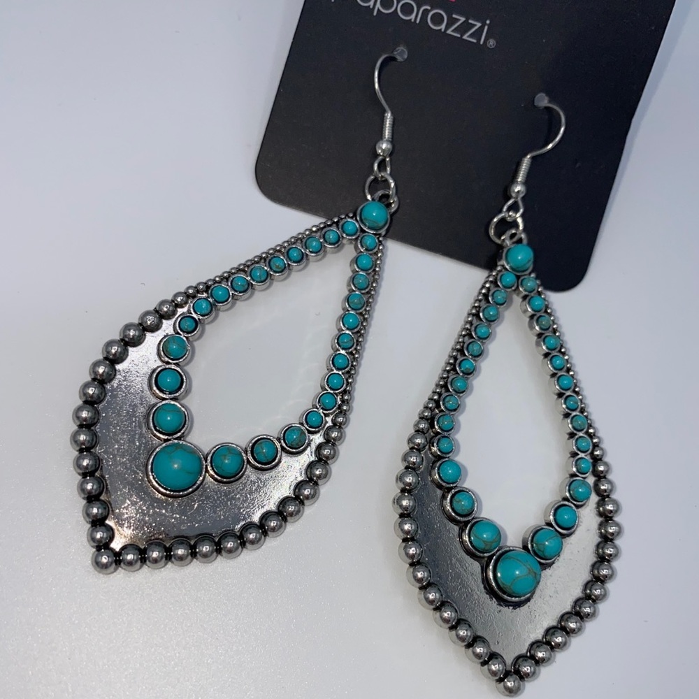 3 for 10 Paparazzi Dangle Earrings - Picture 1 of 4